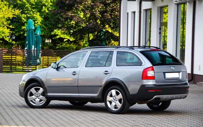 Skoda Octavia cena 29900 przebieg: 318000, rok produkcji 2012 z Kłodawa małe 562